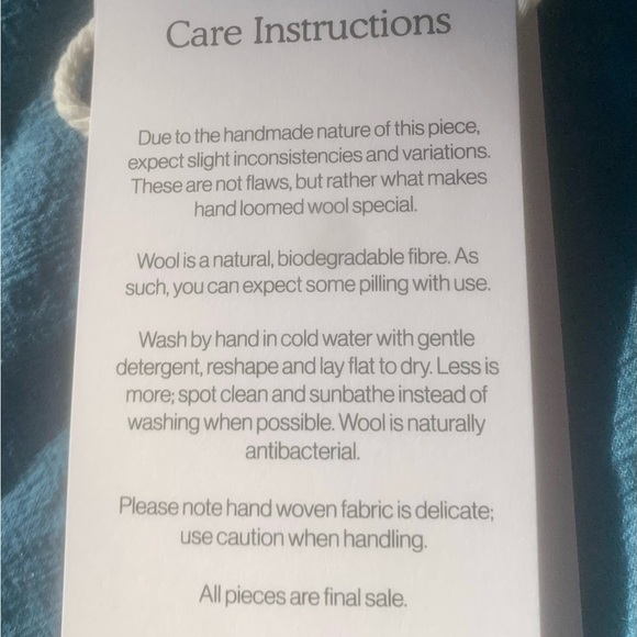 Chunky wool scarf! Handwoven and fair trade. - Picture 8 of 11